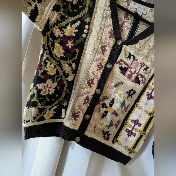 Handknit Vintage Floral Chunky Button Up Cardigan - Picture 2 of 4